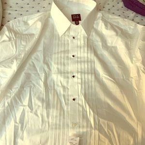 Men’s tuxedo shirt